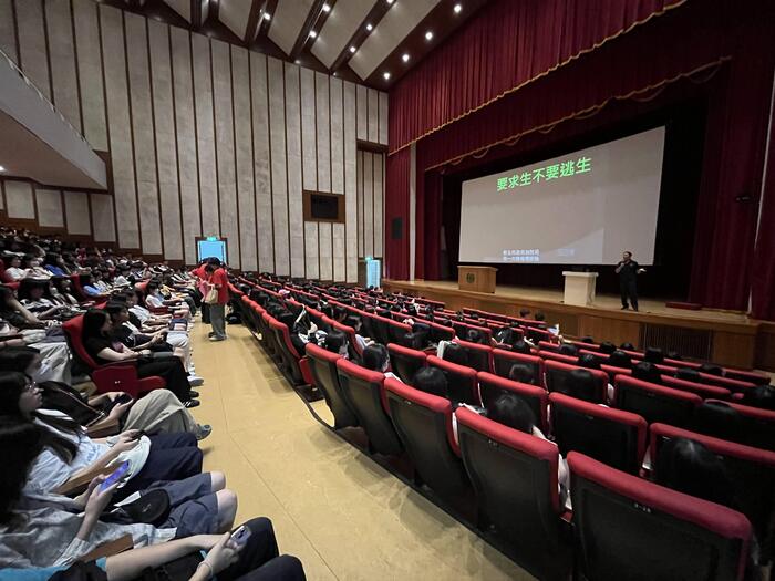 113學年度學生宿舍防災教育暨住宿安全研習圖片