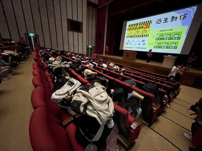 113學年度學生宿舍防災教育暨住宿安全研習圖片